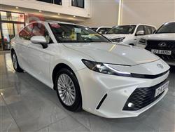 تۆیۆتا کامری